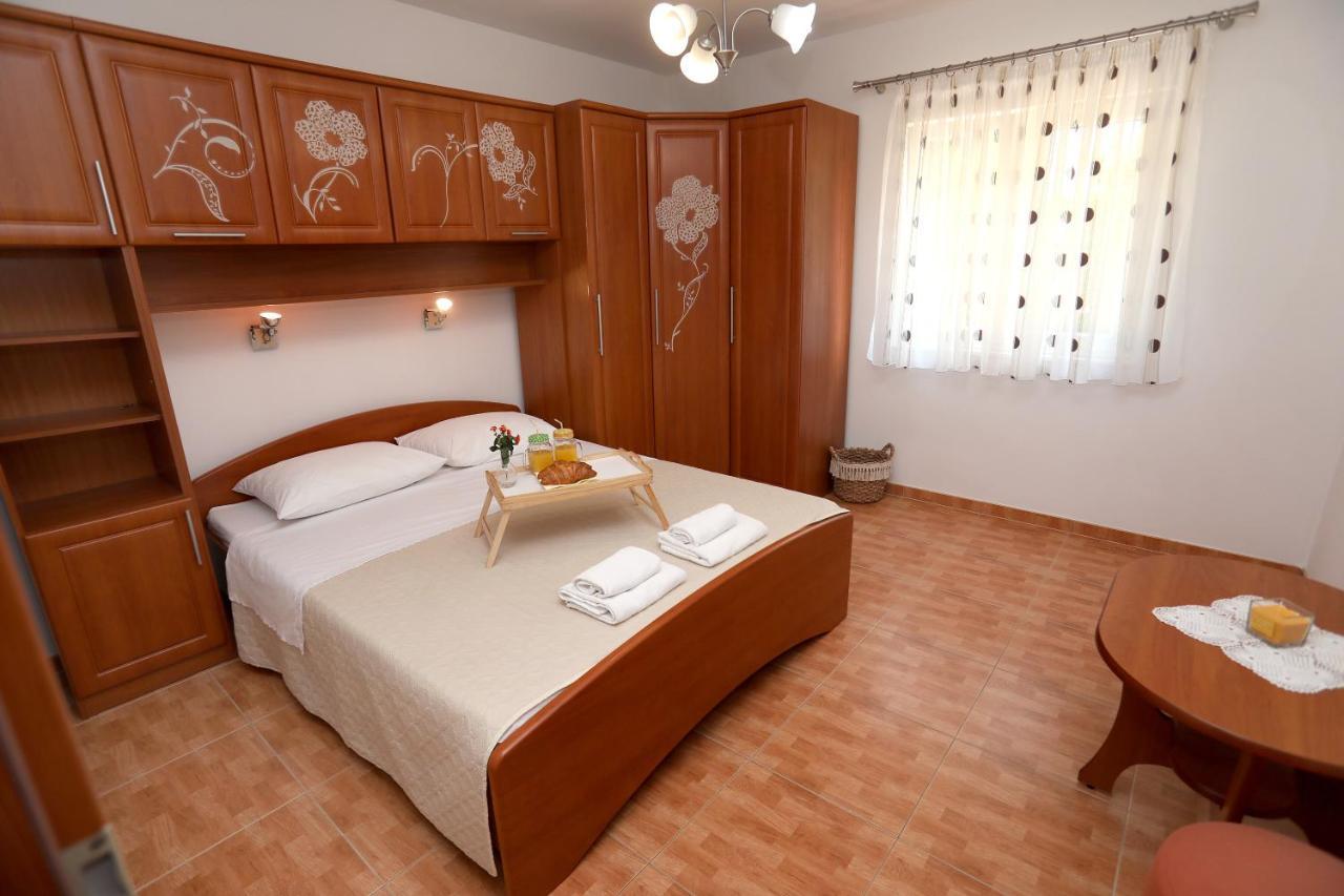 Vila Kuzmanic Trogir Extérieur photo