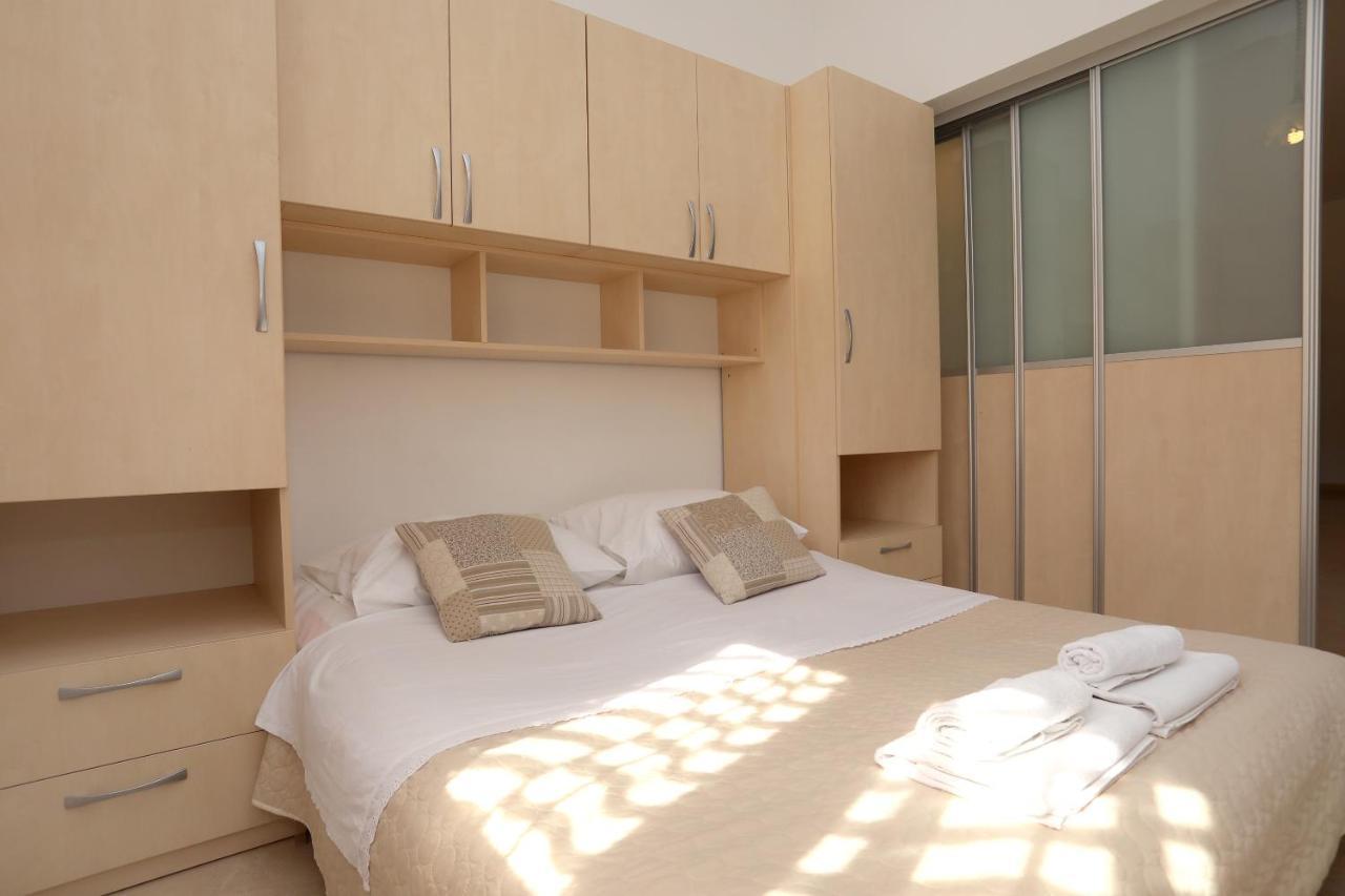 Vila Kuzmanic Trogir Extérieur photo