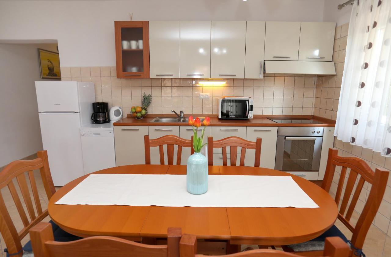 Vila Kuzmanic Trogir Extérieur photo